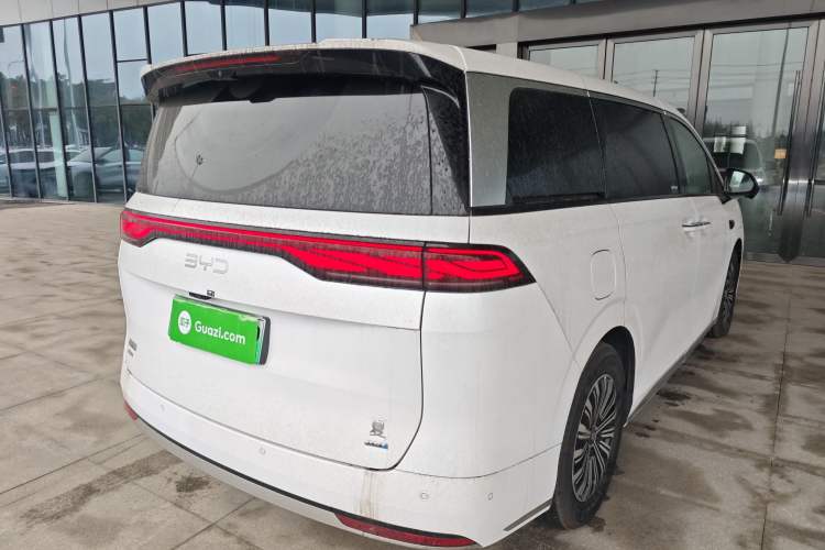 Used BYD Xia 2025 DM-i 1.5T 180km Excellence Model
