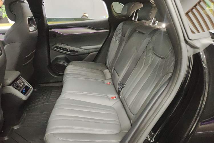 Used BYD Song L EV 2025 Intelligent Driving Version 662 km LiDAR Excellence Edition