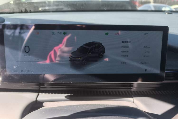 Used  E5 2024 440km Launch Edition