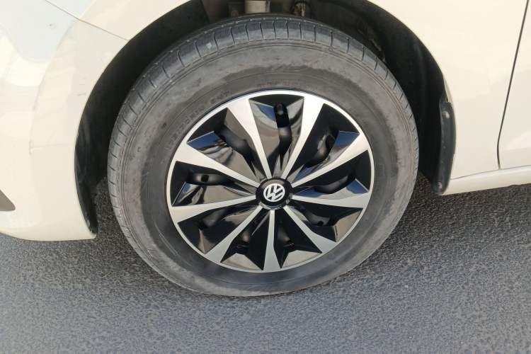 Used Volkswagen Santana 2016 1.6L Automatic Fashion Edition
