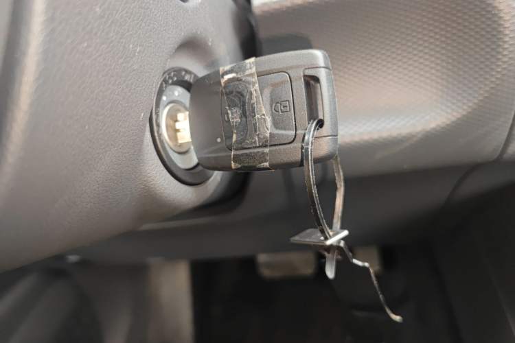 Used Wuling Hongguang New Energy 2024 All-Electric Model 300KM Practical Version