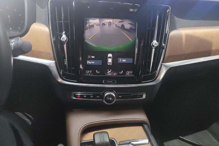 Used Volvo S90 2021 B5 Zhiyi Luxury Edition
