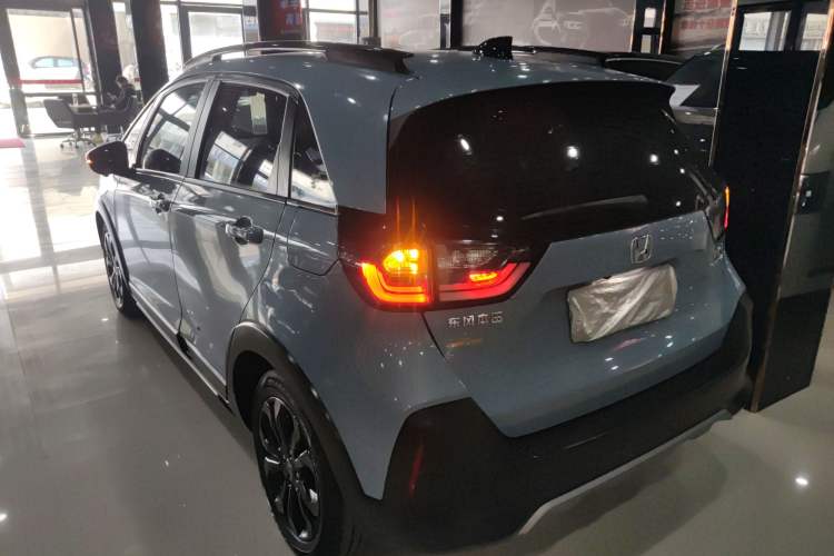 Used Honda LIFE 2021 1.5L CVT CRO-SS Fun Edition
