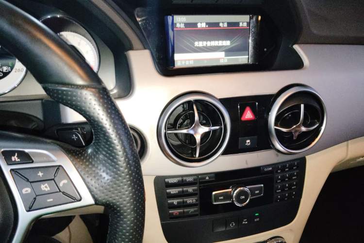 Used Mercedes-Benz GLK-Class 2015 GLK 260 4MATIC Dynamic Edition Ultimate Version