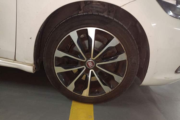 Used Fiat Viaggio 2015 1.4T Automatic Enjoyment Edition
