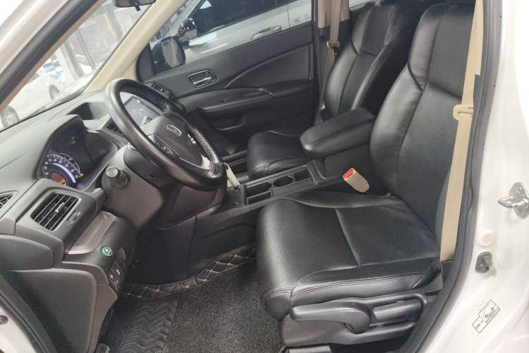 Used Honda CR-V 2016 2.0L two-wheel drive Urban Edition