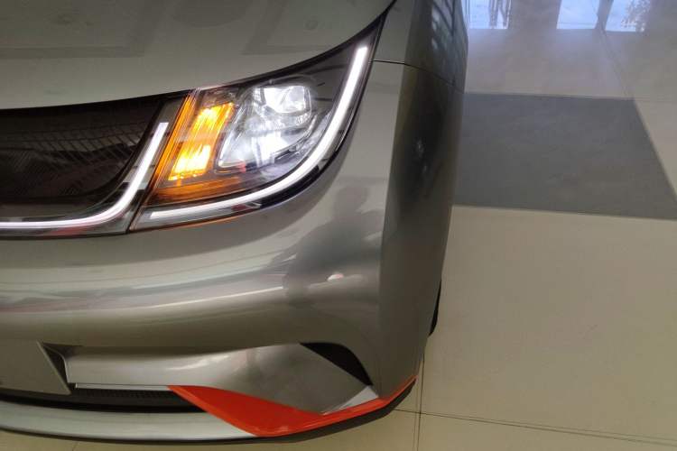 Used BYD Dolphin 2021 405 km Fashion Edition