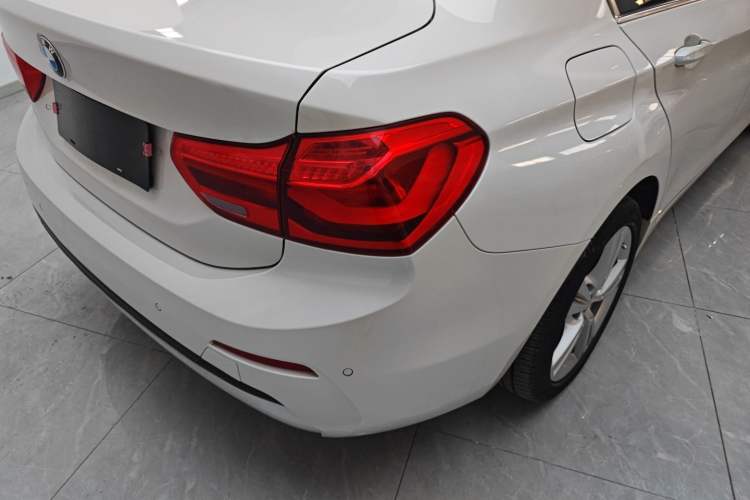 Used BMW 1 Series 2017 118i Design Package Model
