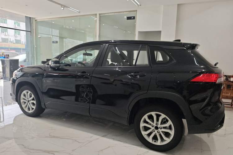 Used Toyota FRONTLANDER 2024 2.0L CVT Elite Plus Edition
