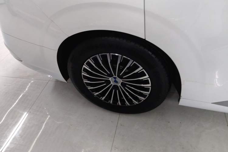 Used Denza D9 2022 DM-i 970 Four-Wheel Drive Prestige Model