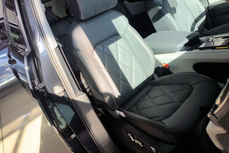 Used Volkswagen Teramont 2024 380TSI All-Wheel Drive Longyao Edition
