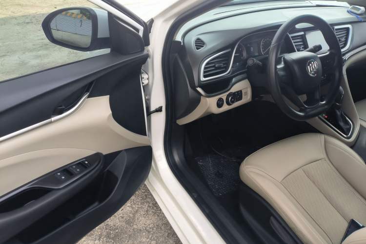 Used Buick GT 2016 15N Automatic Elite Edition
