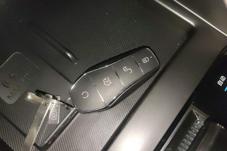 Used BYD Song PLUS New Energy 2025 EV Intelligent Driving Version 520km Premium Model
