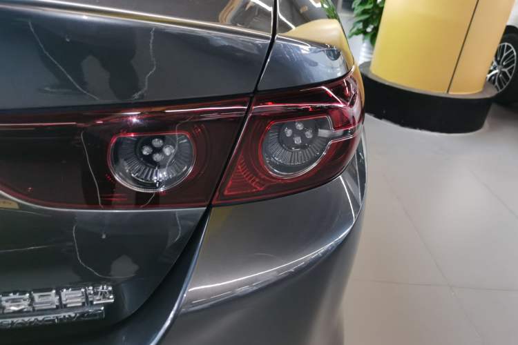 Used Mazda Mazda 3 Axela 2022 2.0L Automatic Premium Black Obsidian Edition
