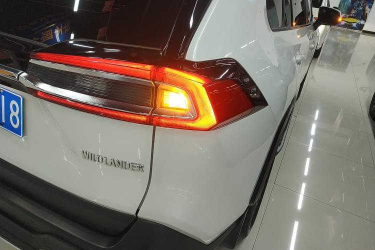 Used Toyota Wildlander 2022 2.0L CVT Two-Wheel Drive Luxury PLUS Edition