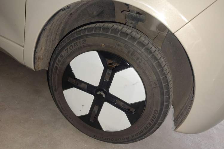 Used Wuling Hongguang MINIEV 2024 3rd Generation 215km Advanced Version
