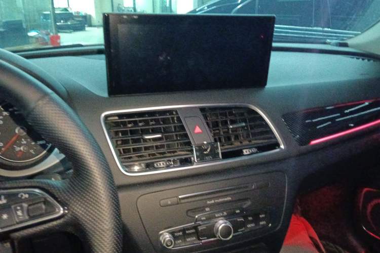 Used Audi Q3 2017 30 TFSI Fashion Model
