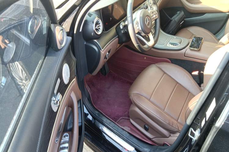 Used Mercedes-Benz E-Class 2019 Restyled E 300 L Sporty and Stylish Edition
