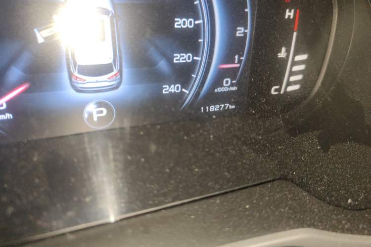 Used Geely Auto Emgrand X7 Sport 2018 1.8TD Automatic Two-Wheel Drive Smart 4G Connected Version