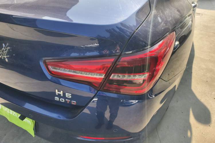 Used Hongqi H5 2019 30TD Dynamic Edition
