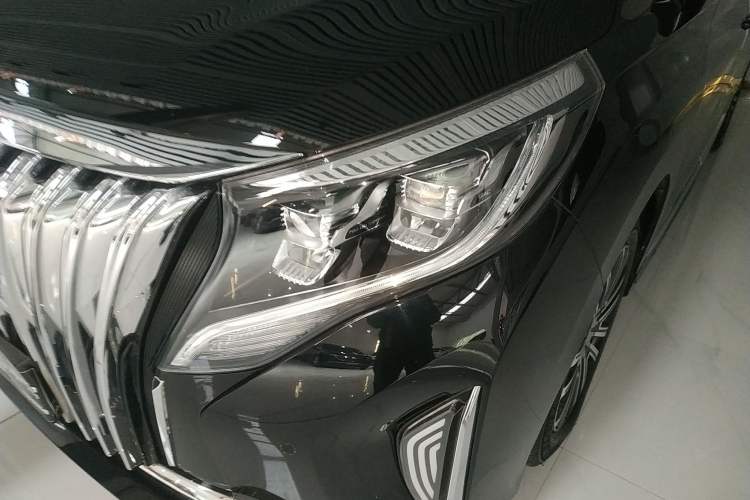 Used GAC Trumpchi M8 2021 Lingxiu Series 390T Deluxe Edition
