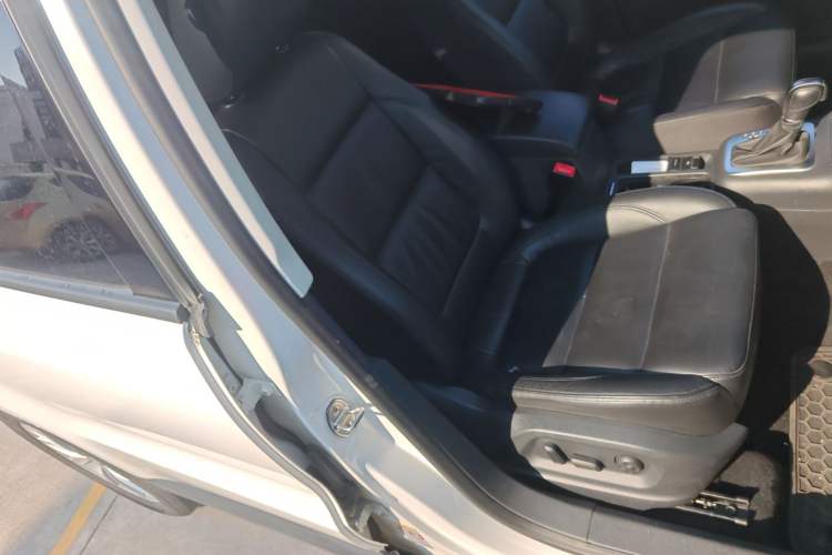 Used Volkswagen Tiguan 2015 1.8TSI Automatic Two-Wheel Drive Comfort Edition
