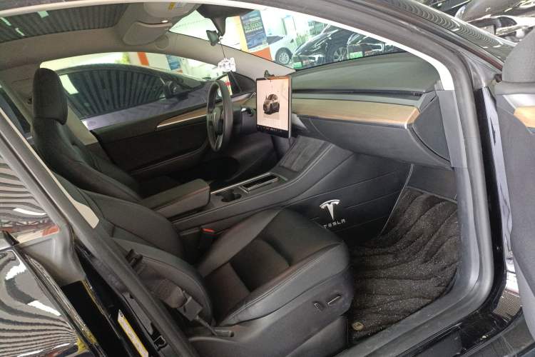 Used Tesla Model Y 2022 Performance High-Performance All-Wheel-Drive Version
