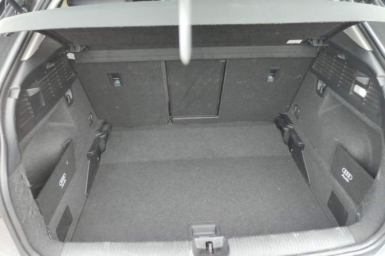 Used Audi Q2L 2021 35 TFSI Fashion Dynamic Model
