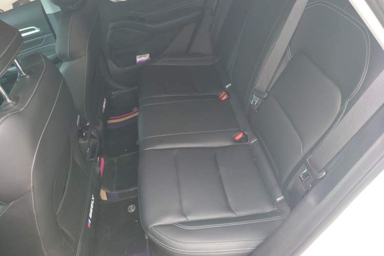 Used Geely Auto Emgrand 2025 4th Generation 1.5L CVT Luxury Version
