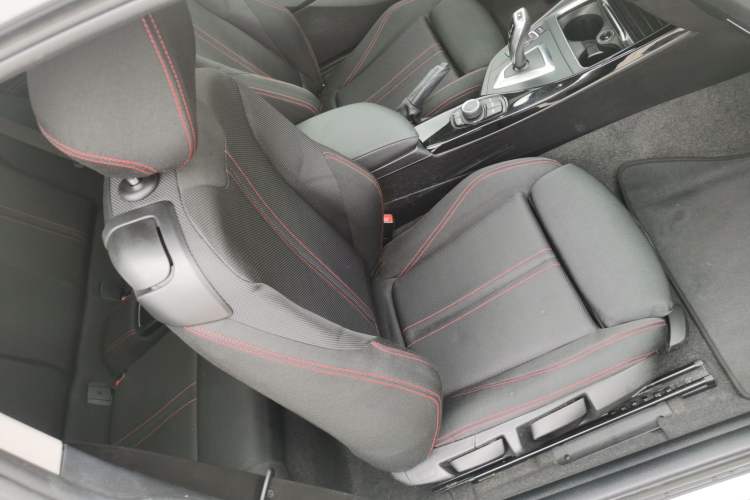 Used BMW 2 Series 2018 220i Sport Design Package
