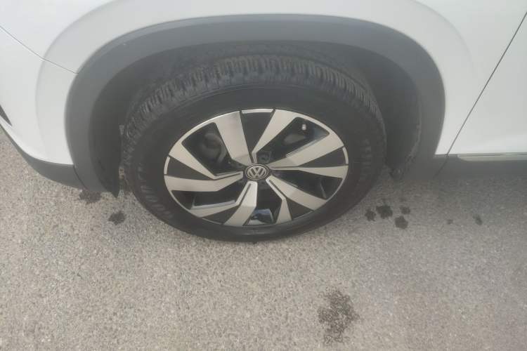 Used Volkswagen Tayron 2020 330TSI Two-Wheel Drive Luxury Smart Connectivity Version
