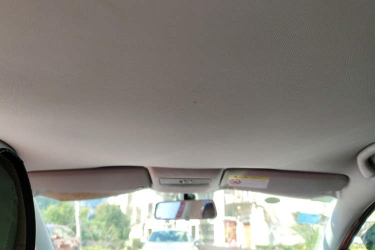 Used Volkswagen Polo 2014 1.4L Manual Comfort Edition