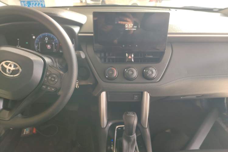 Used Toyota Corolla Cross 2023 2.0L Pioneer Edition
