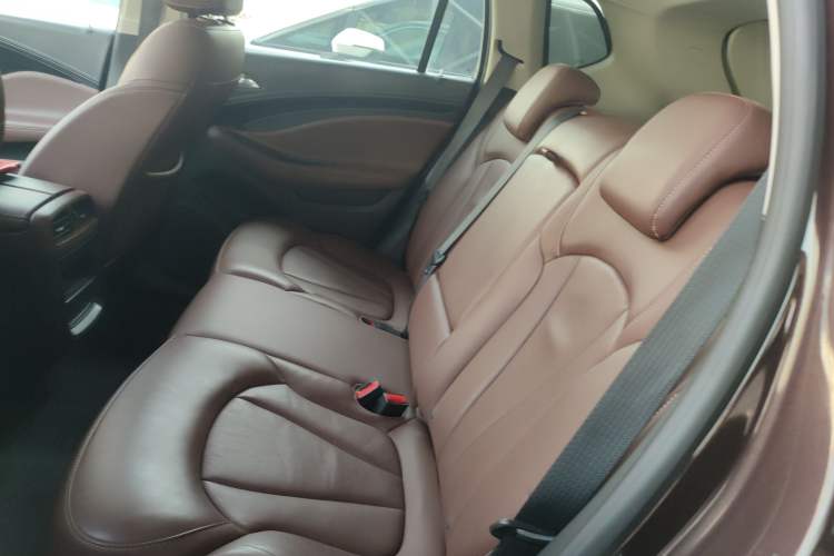 Used Buick Envision 2019 20T Two-Wheel Drive Luxury Version China V Standard