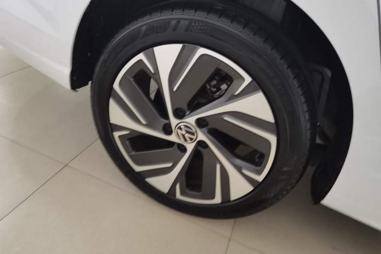 Used Volkswagen Bora 2023 300TSI DSG Prestige Edition
