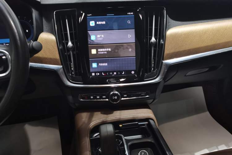 Used Volvo S90 2022 B5 Zhiyi Luxury Edition
