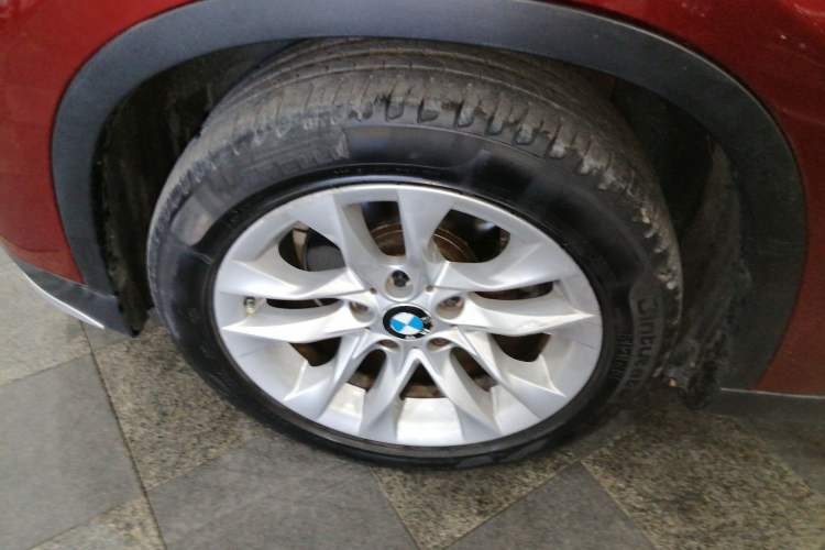 Used BMW X1 2014 sDrive18i Leading Model
