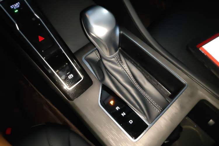 Used Roewe i5 2023 1.5L CVT Luxury Edition