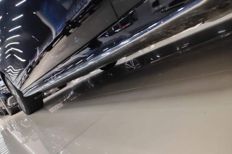 Used Mercedes-Benz E-Class 2023 Restyled E 300 L Sporty and Stylish Edition
