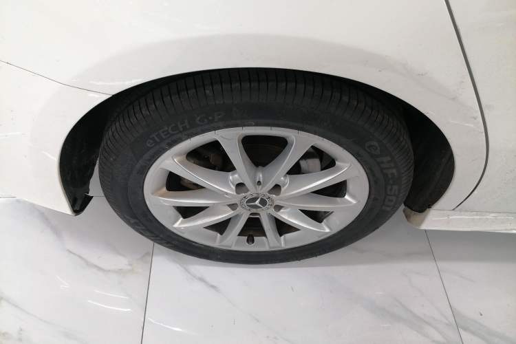 Used Mercedes-Benz A-Class 2020 Restyled A 200 L Sport Sedan Fashion Version
