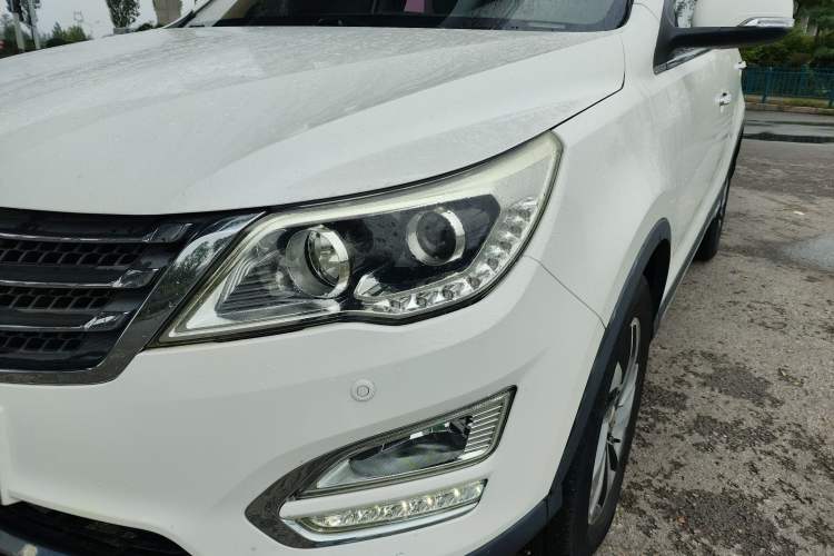 Used Baojun 560 2016 1.8L iAMT Luxury Model