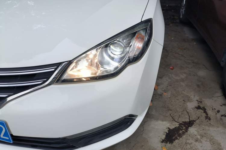 Used Roewe 360 2017 1.5L Automatic Luxury Edition
