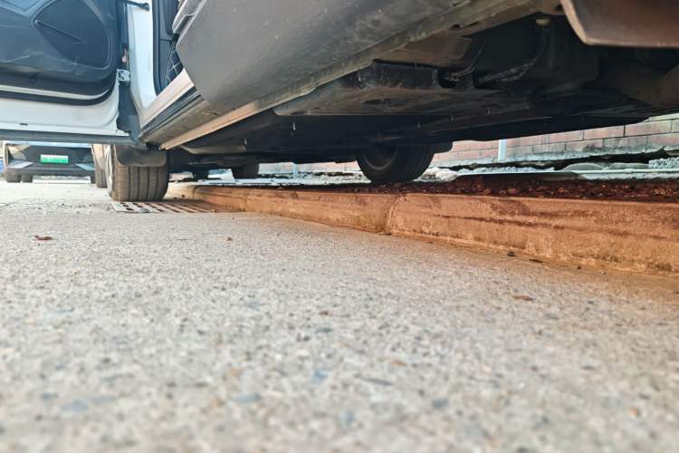 Used Buick Envision 2022 Encore S 552T Two-Wheel-Drive Luxury Model
