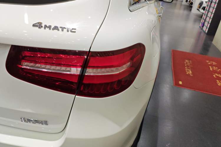 Used Mercedes-Benz GLC 2018 Facelift GLC 200 4MATIC
