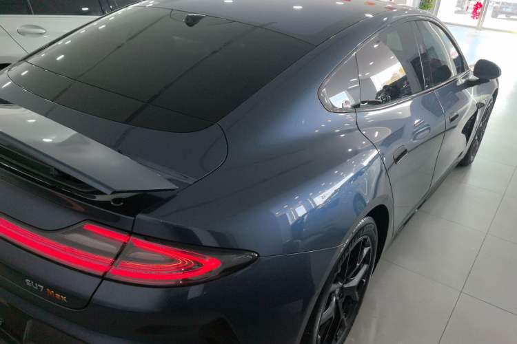 Used  SU7 2024 Rear-Drive Ultra-Long Range Advanced Pro-Level Intelligent Driving Version