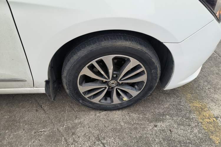 Used Dongfeng Aeolus A60 2016 1.6L DCT Luxury Version