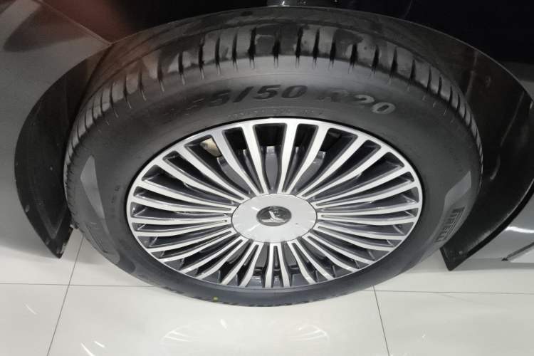 Used VOYAH Dream 2025 PHEV Four-Wheel-Drive Flagship Kunpeng Edition