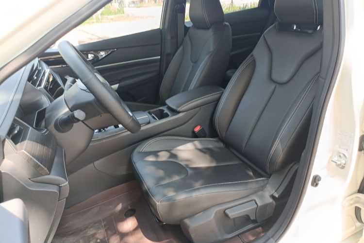 Used Venucia D60 2021 PLUS 1.6L XL CVT Yue Ling Edition
