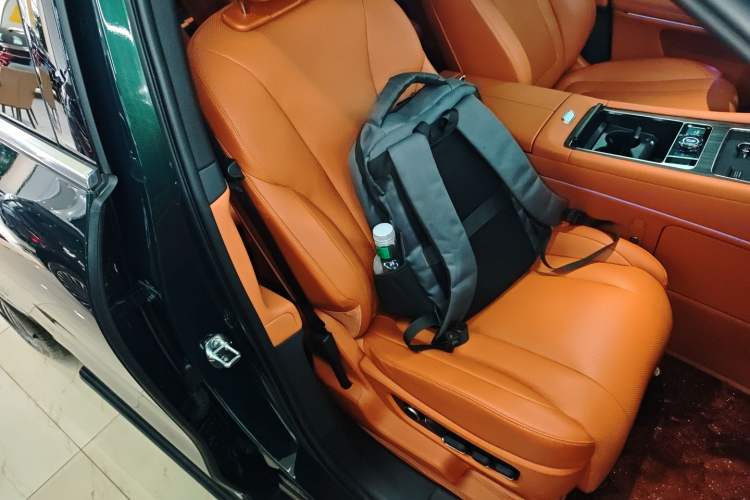 Used Hima AITO M9 2024 Range-Extended Ultra Version 42 kWh 6-Seater Model
