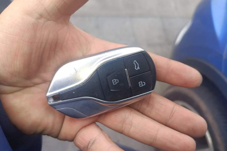 Used Hanteng X5 2018 1.5T Manual Luxury Edition
